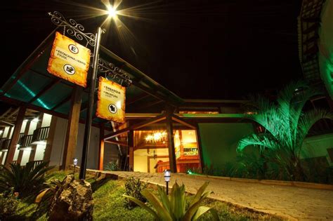 Cheap Deals on Hotels in A Estrada $36 .